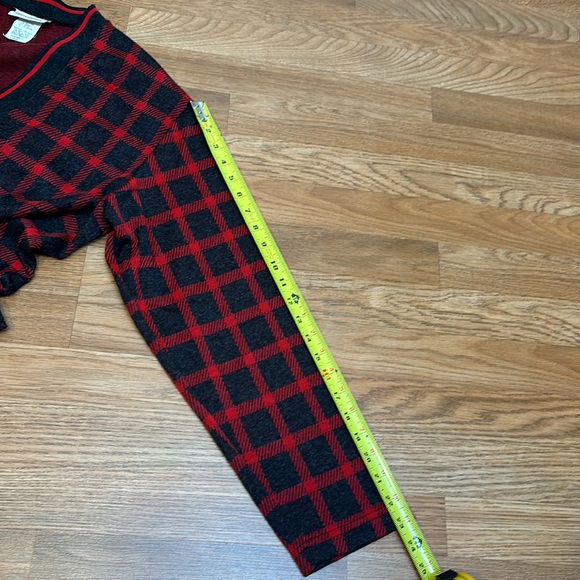 Vintage 1980’s Fire Island, long sleeve red/gray checkered knit sweater. Size L. - Picture 17 of 17
